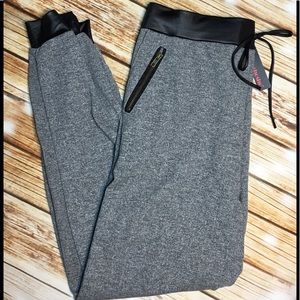 Take 50% off ❤️Heathered grey Joggers READ SIZING